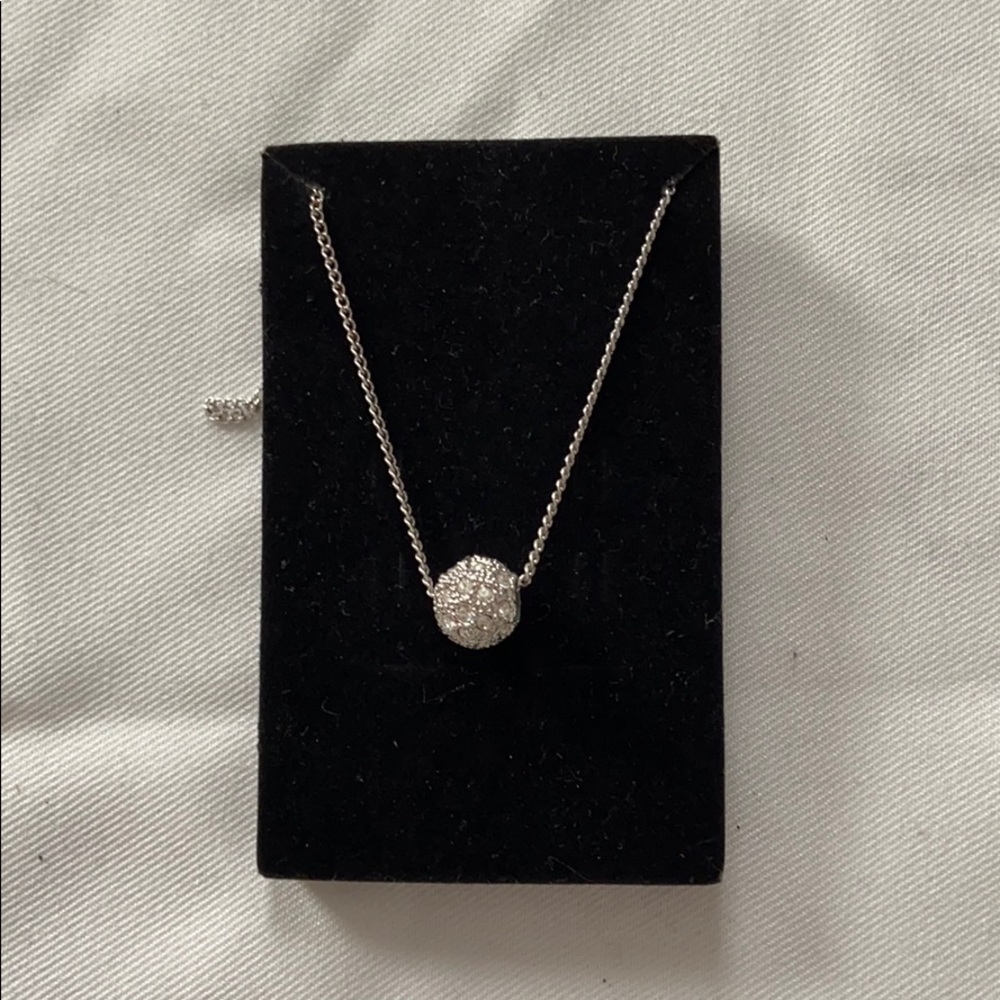 Necklace - Picture 3 of 3